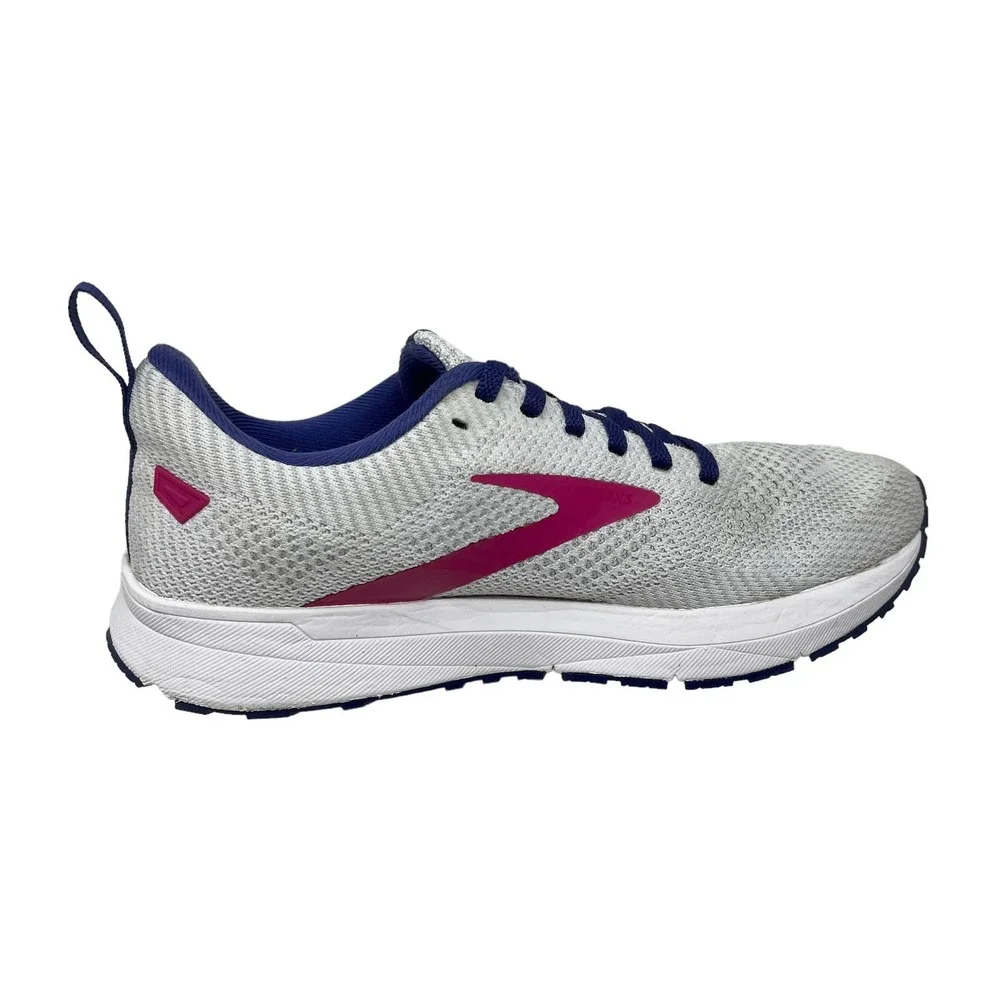 Brooks Sneakers Revel 5 Womens Sz 7 White Pink‎ 524:L.8.6